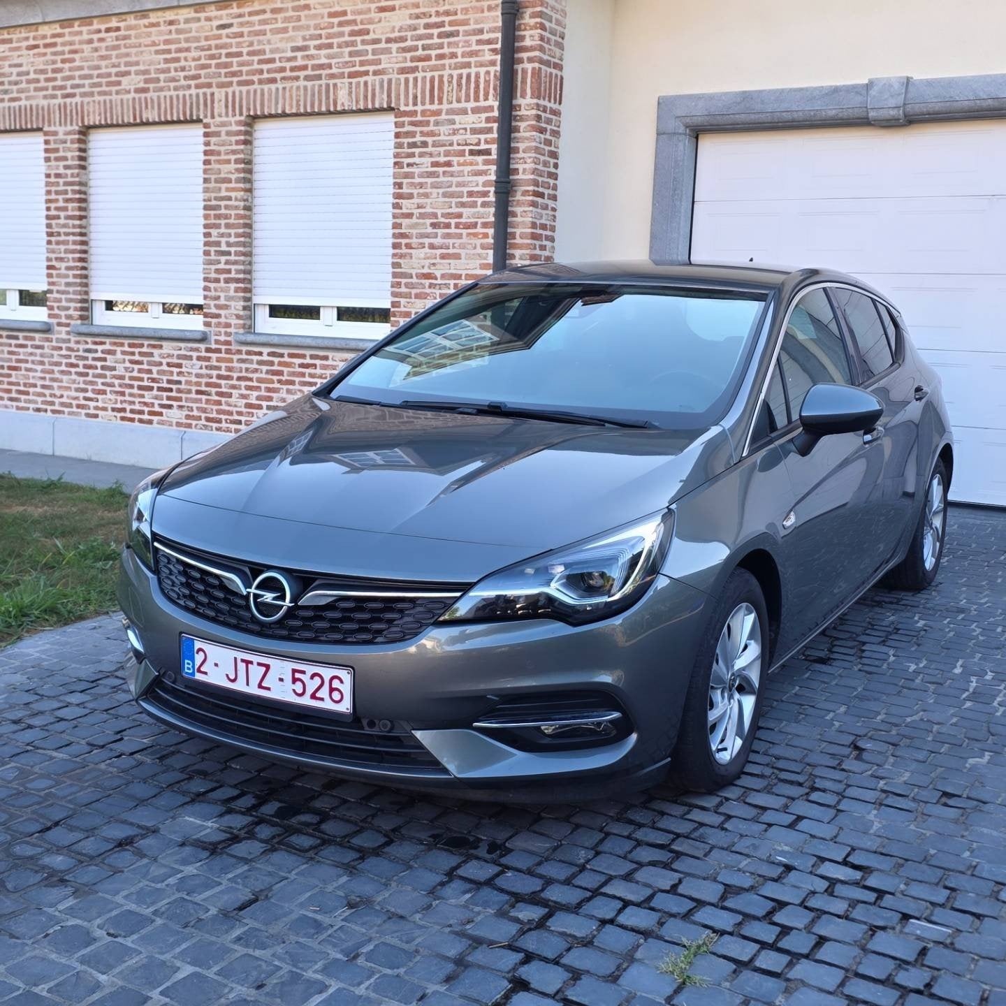 Opel Astra 1.2 essence 2020, Autos, Achat, Boîte manuelle, Noir, 5 portes