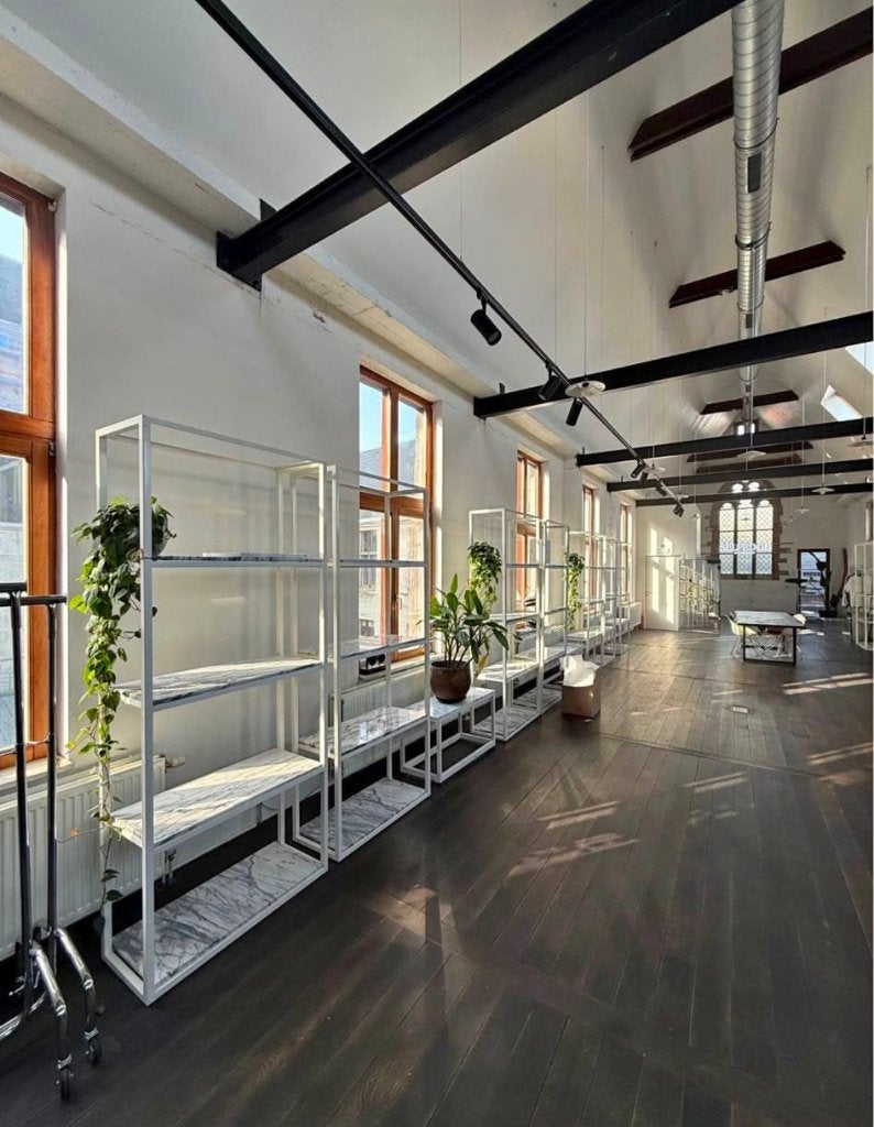 Luxe design kasten/rekken in wit staal met marmeren platen, Huis en Inrichting, Kasten | Overige, Zo goed als nieuw, Ophalen
