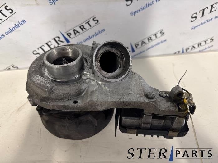 Turbo d'un Mercedes E-Klasse, 3 mois de garantie, Utilisé, -, -