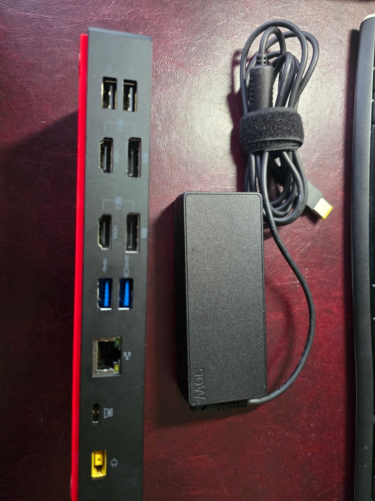 Station d'accueil USB-C Lenovo avec station d'accueil USB-A, Informatique & Logiciels, Enlèvement ou Envoi, Utilisé, Station d'accueil