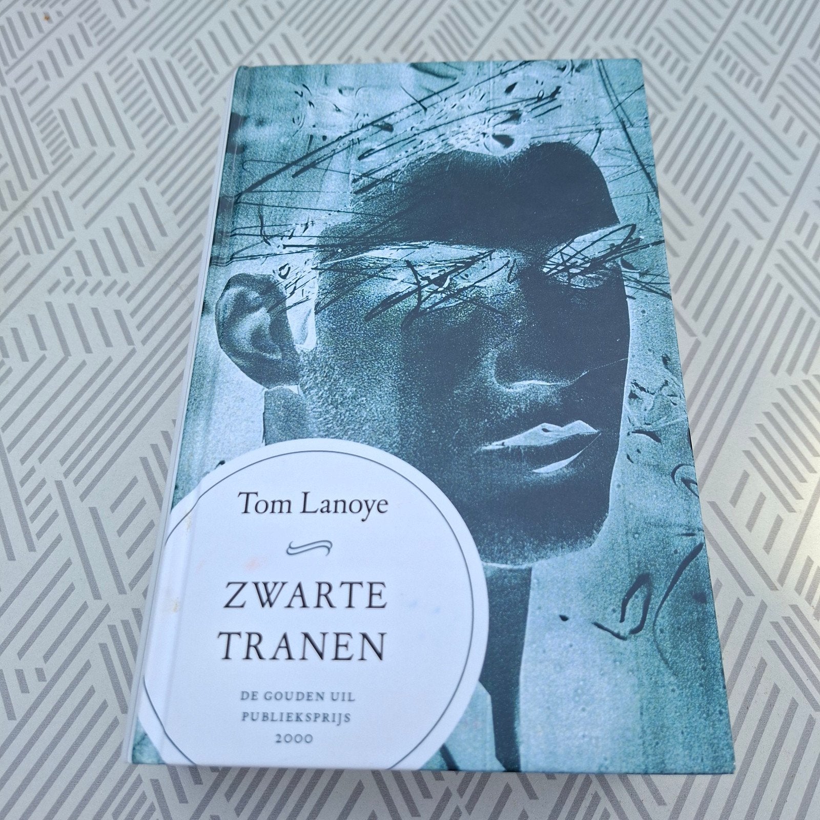 Zwarte tranen - Tom Lanoye, Boeken, Ophalen of Verzenden, Zo goed als nieuw, Tom Lanoye