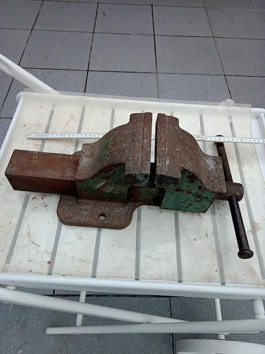 zware bankschroef 50€., Doe-het-zelf en Bouw, Ophalen, Gebruikt, Bankschroef