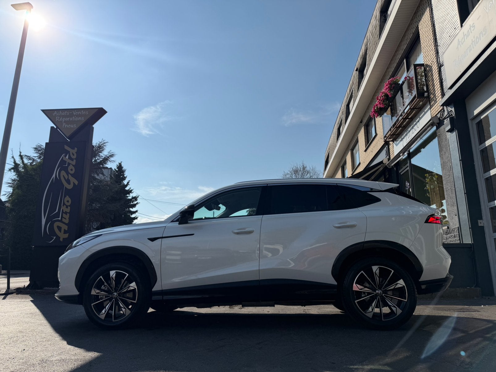 MG HS HYBRID+ FULL OPTION CARBON UNIQUE 358 CHV !!, Autos, Cuir, Achat, Euro 6, Noir