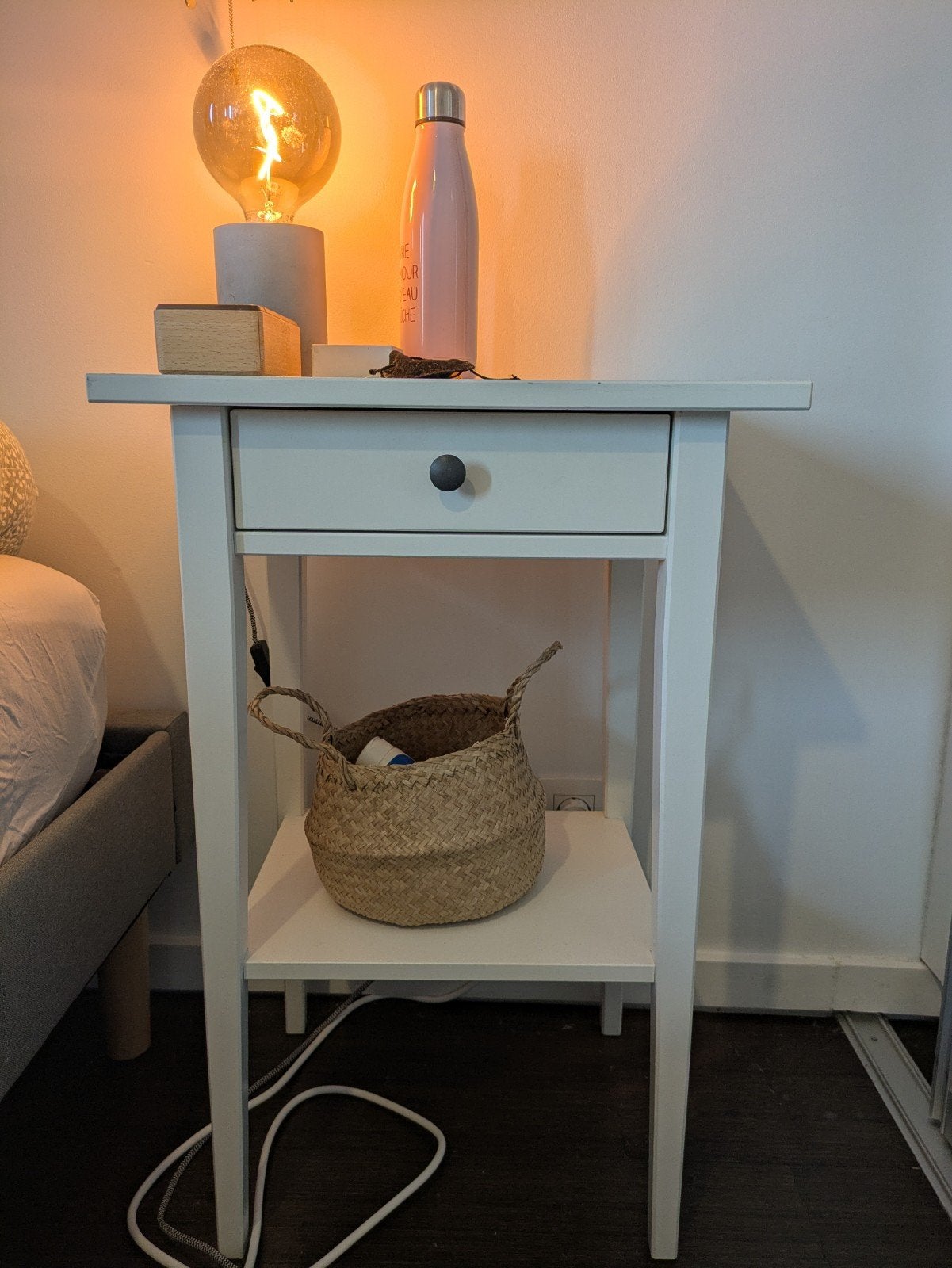 Lot de 2 table de chevet Ikea modèle Hemnes, Enlèvement