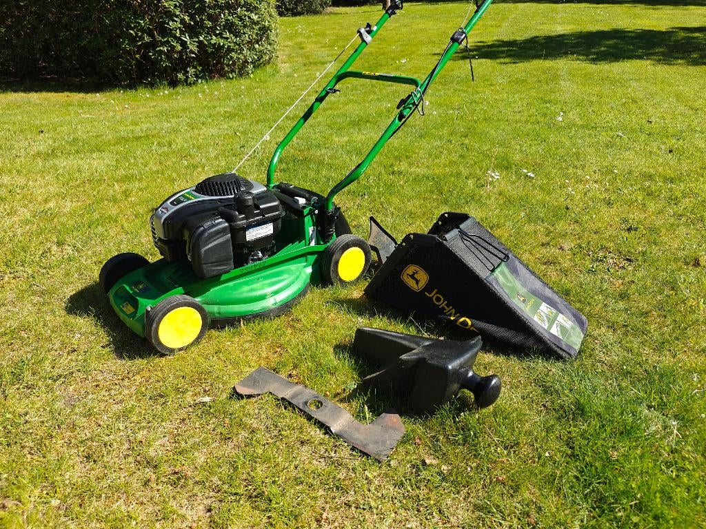 John Deere R40 + mulchkit, Tuin en Terras, Grasmaaiers, Cirkelmaaier, John deere, Ophalen of Verzenden, Zo goed als nieuw