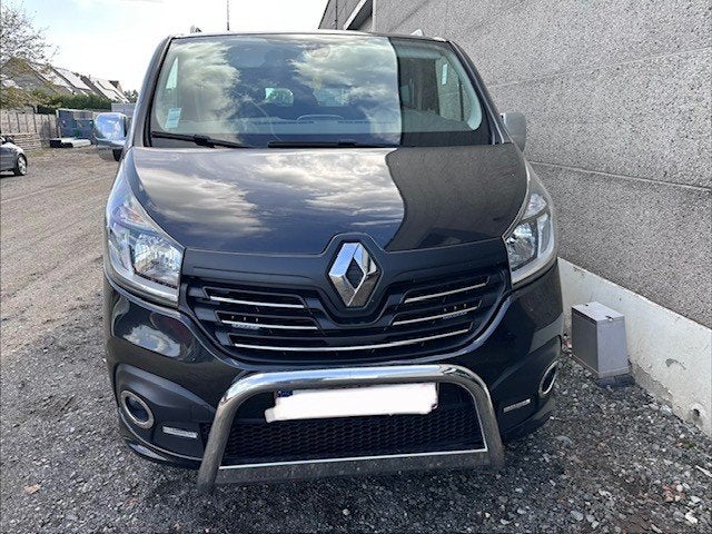 Renault Trafic Dubbel cabine - schadewagen, Voorwielaandrijving, 1596 cc, Stof, Euro 6