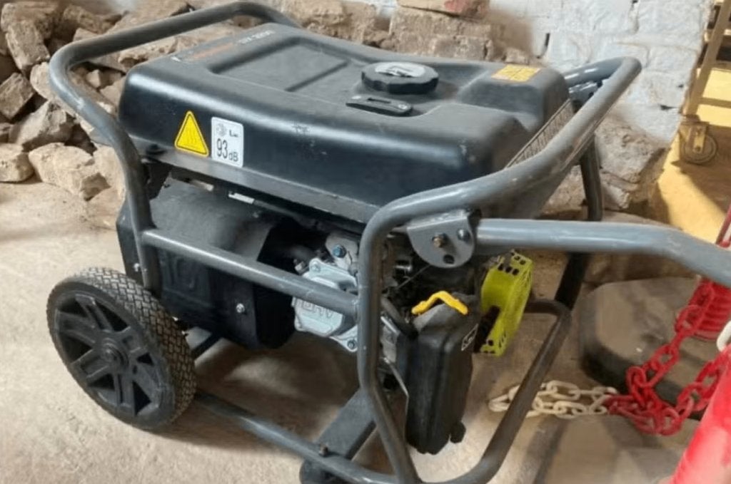 generator pramac, Enlèvement, Utilisé, Essence
