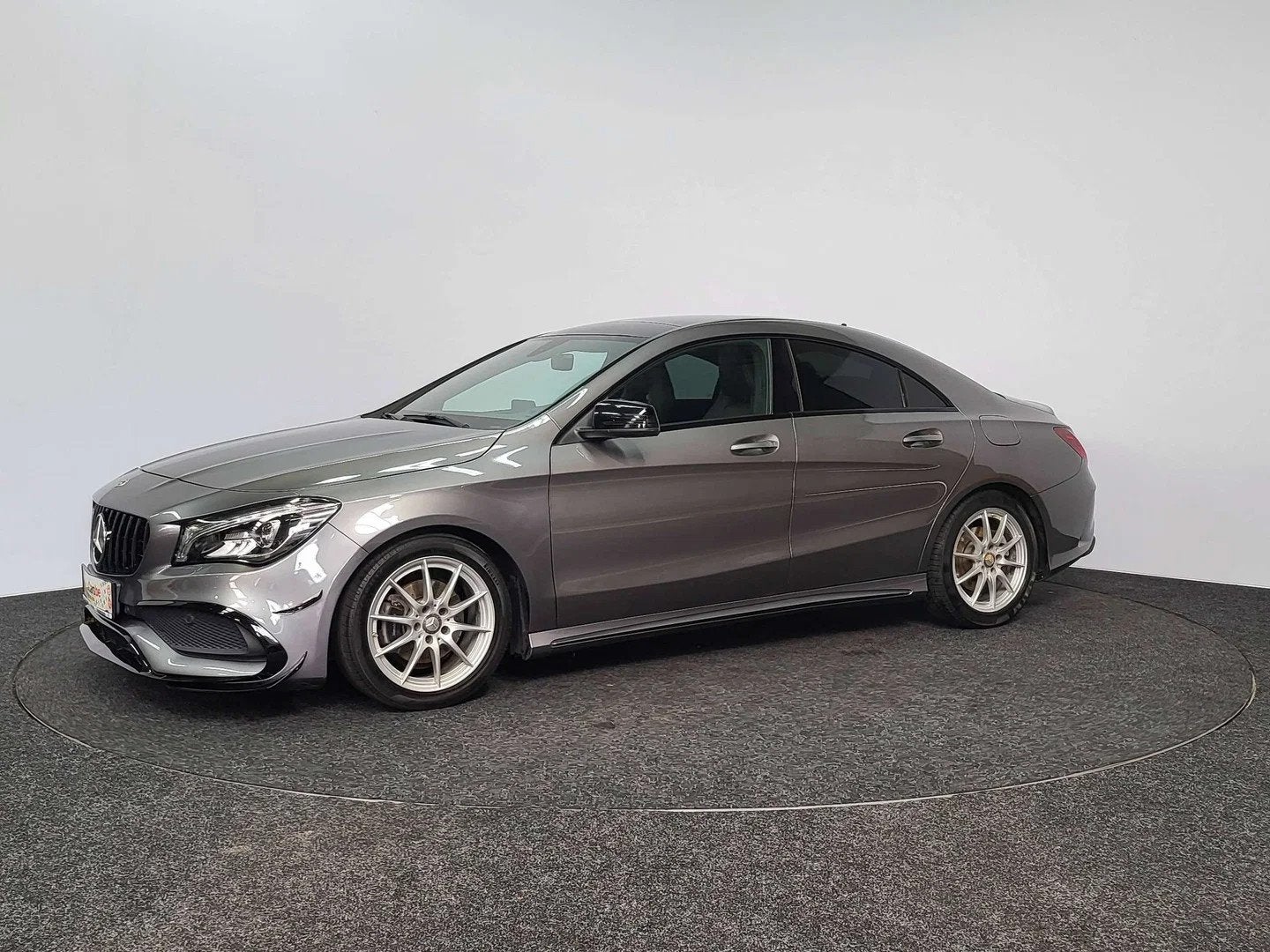 Mercedes-Benz CLA-Klasse 200 CLA 200 | 2016 | 177.260 km | C, Auto's, Lichtsensor, CLA, Gebruikt, 4 cilinders