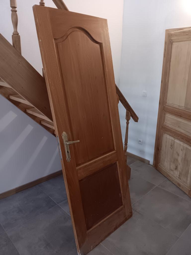 Porte chêne massif antique 30€