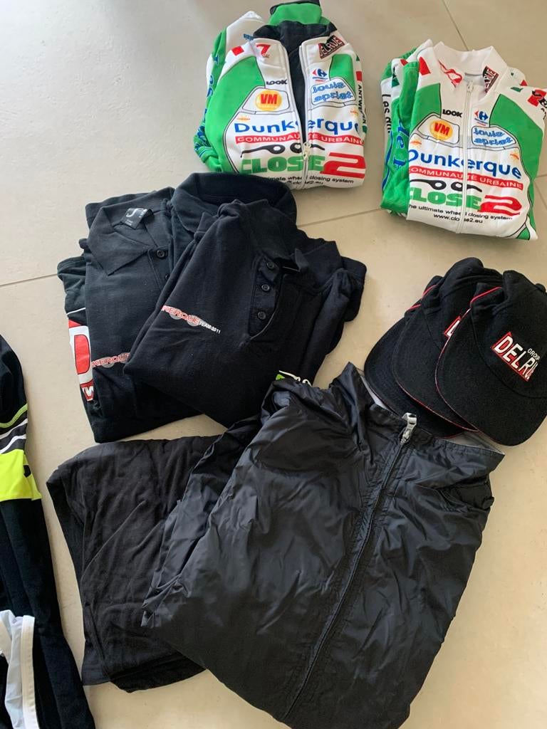 Vêtements de cyclistes, Vélos & Vélomoteurs, Enlèvement, Comme neuf