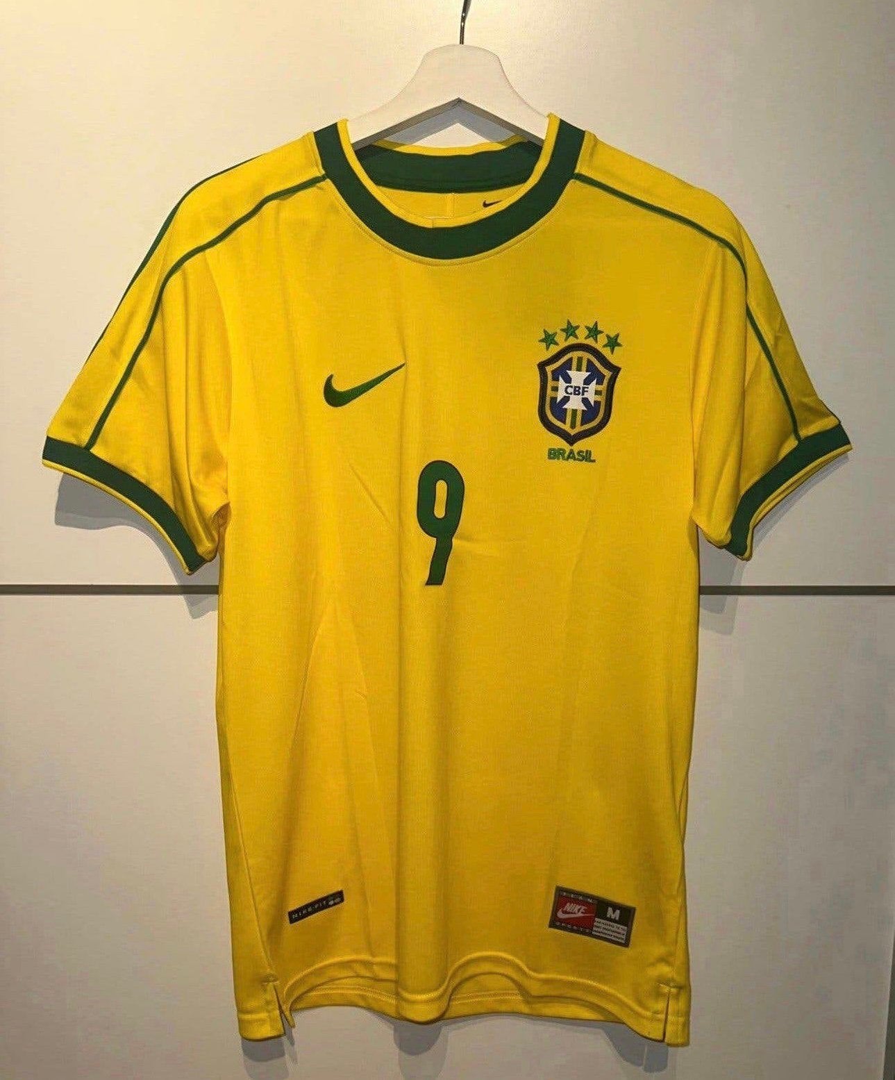 Chemise Ronaldo Nazario Brazil, Taille M, Enlèvement ou Envoi, Neuf, Maillot