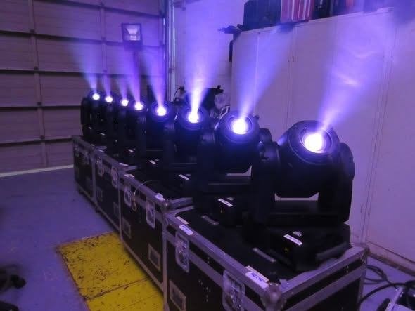 8x MARTIN MAC 250 KRYPTON + 4 VLUCHTKOFFERS, Muziek en Instrumenten, Ophalen, Gebruikt, Licht