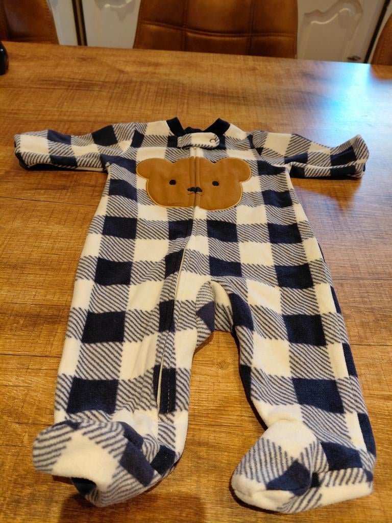 pyama  o tot 3 maand . niet gedragen!  3 euro, Kinderen en Baby's, Carnavalskleding en Verkleedspullen, Ophalen