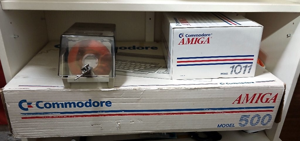 COMMODORE, Computers en Software, Vintage Computers, Ophalen of Verzenden, Commodore