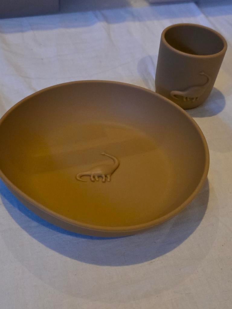 Dino cup en plate, Ophalen