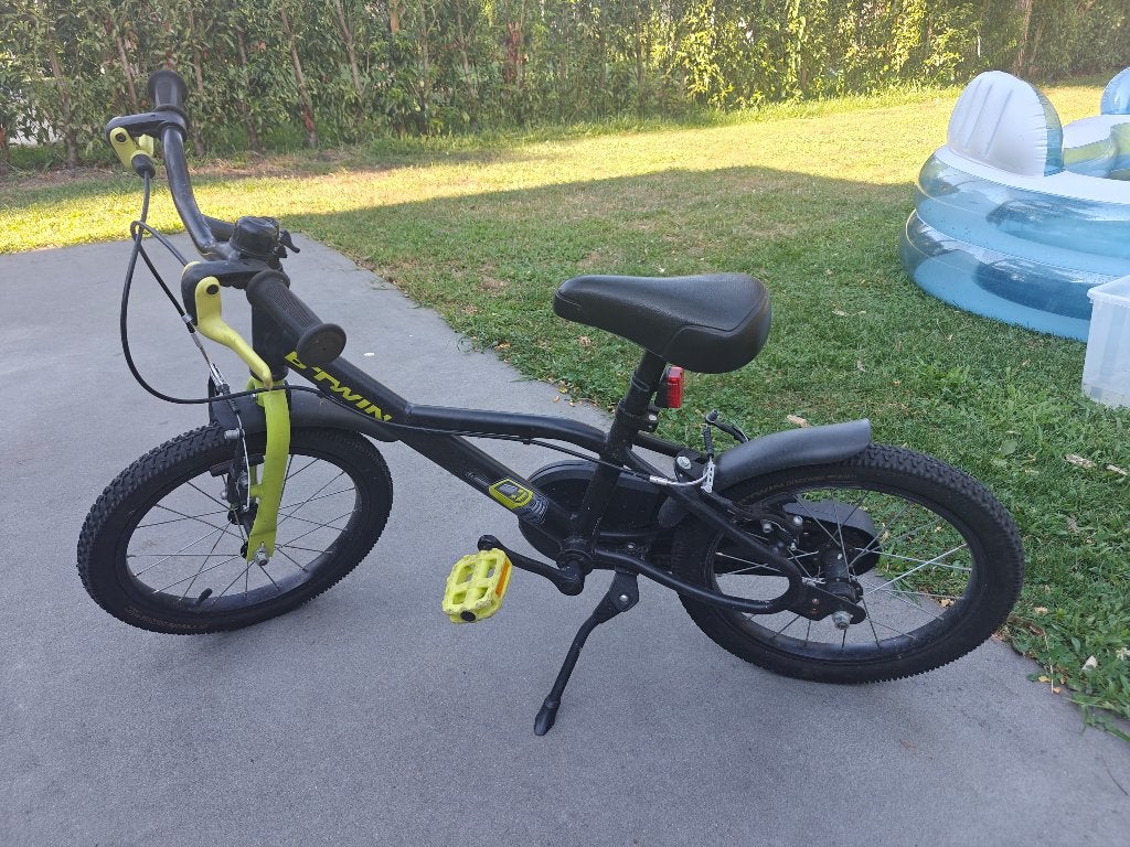 Btwin kinderfiets 16 inch, Fietsen en Brommers, Ophalen, Velgrem, B-Twin, 16 tot 20 inch