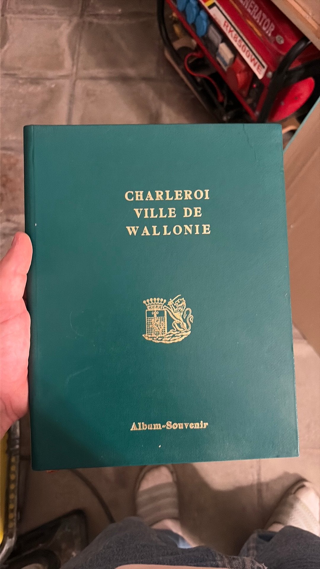 Charleroi, ville de Wallonie. 1666-1966. Album-souvenir., Livres, Enlèvement ou Envoi, Comme neuf