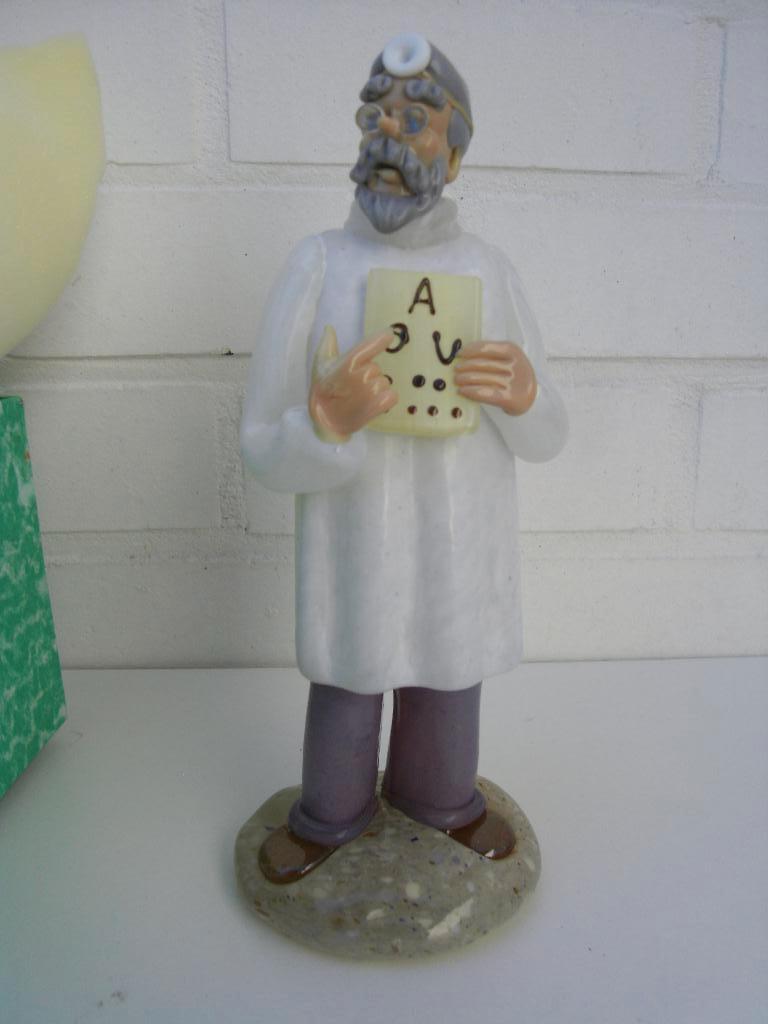 BEELDJE OOGARTS, Ophalen, Nieuw, Mens