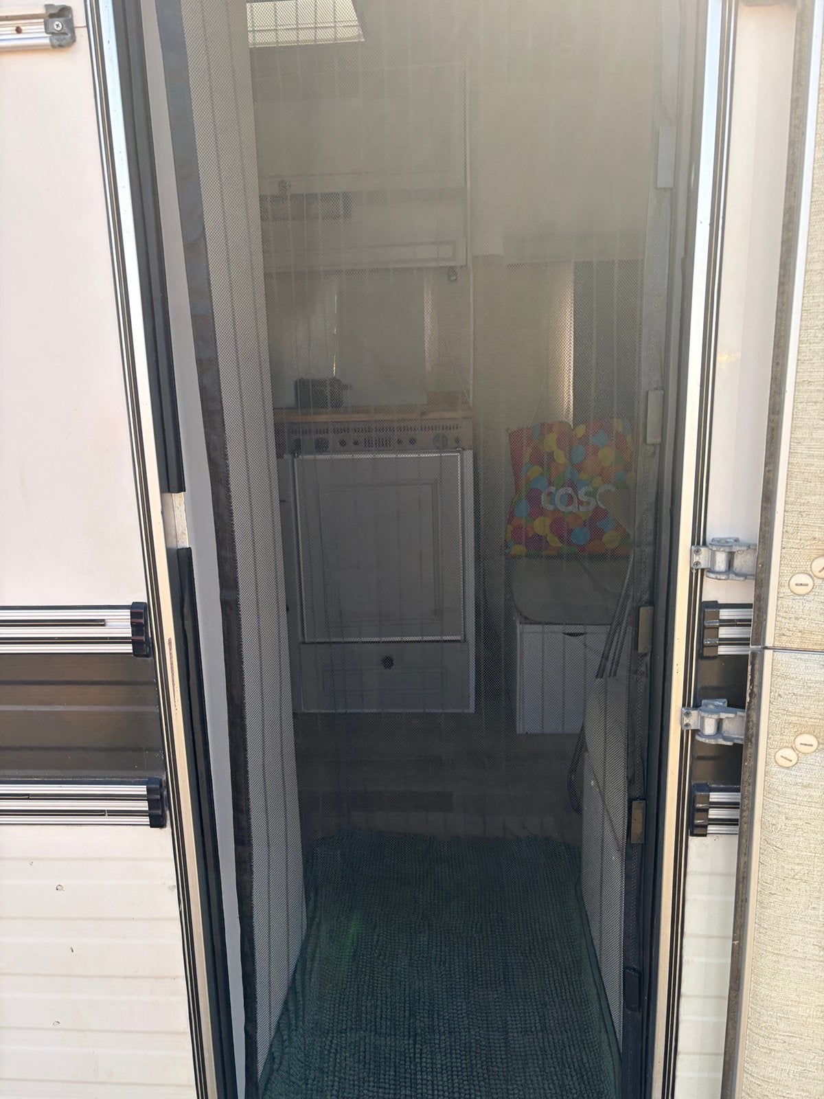 Caravan 750 kg, Caravans en Kamperen, Vast bed, Particulier, 500 - 750 kg, Koelkast