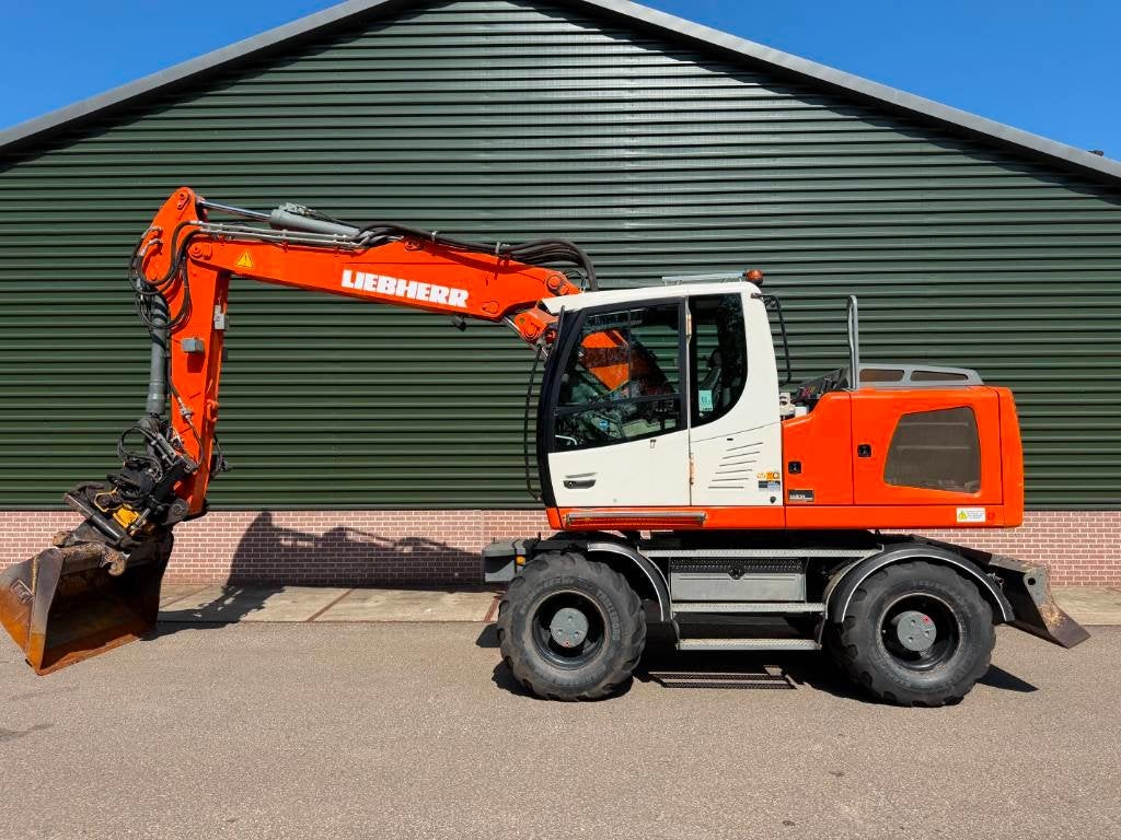 Liebherr A 916, Articles professionnels, Machines & Construction | Grues & Excavatrices, Excavatrice