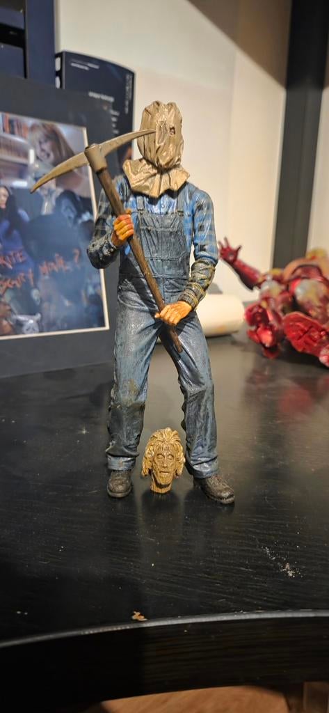 Friday the 13th beeldje posters kaders en bust/masker!, Collections, Enlèvement