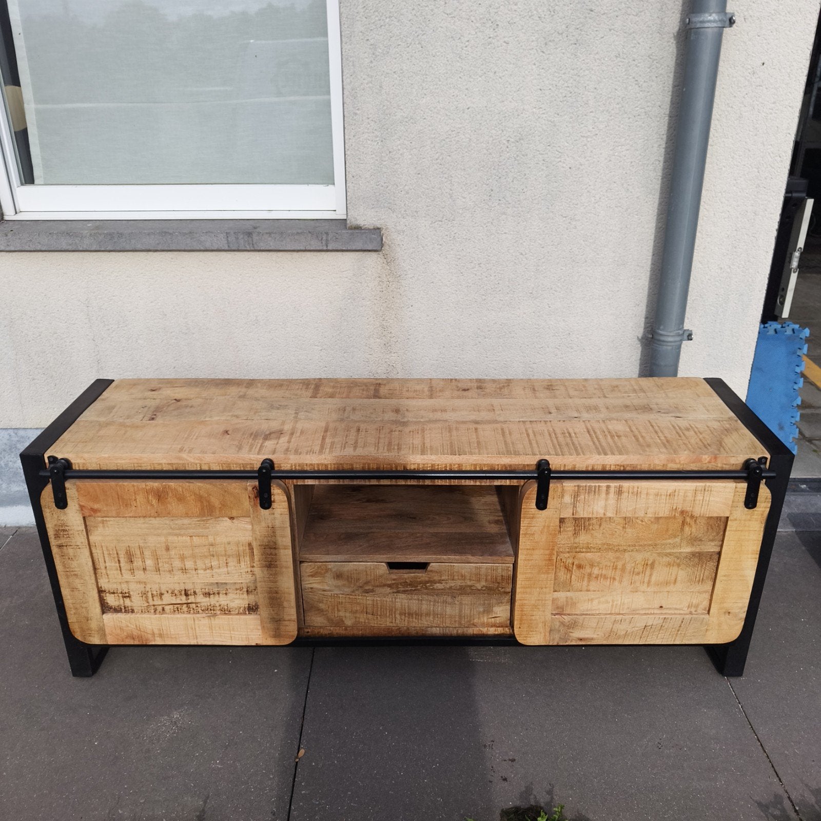 Tv meubel mangohout - industrieel, Huis en Inrichting, 150 tot 200 cm, Zo goed als nieuw, Minder dan 100 cm, 25 tot 50 cm