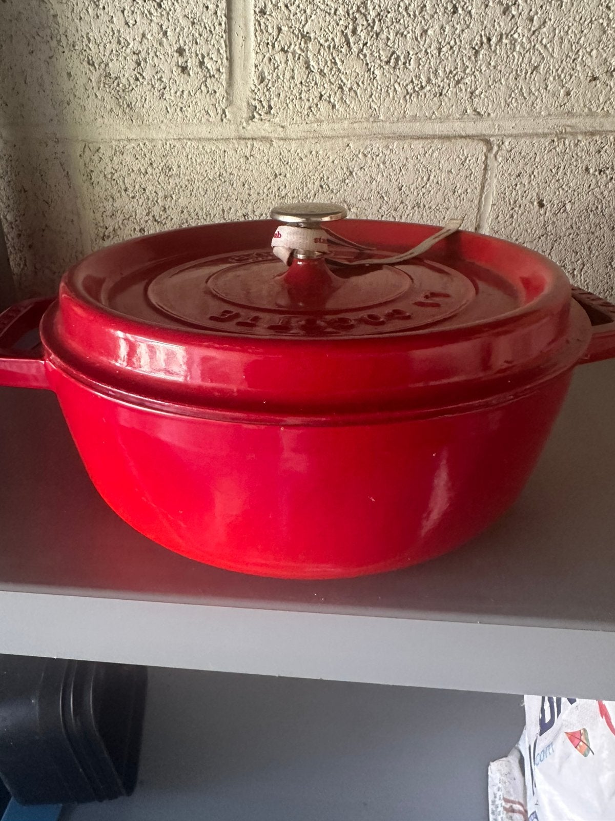 Staub, Ophalen, Zo goed als nieuw