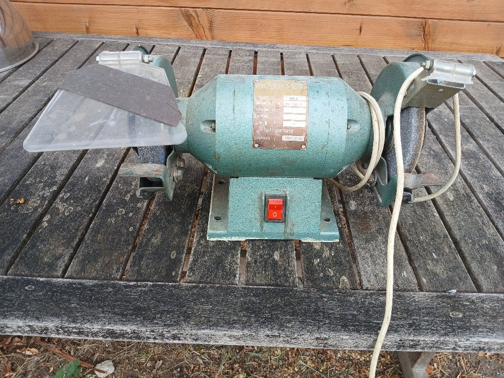 Slijpmachine werkbank huvema 150, Enlèvement, Utilisé, Banc de travail