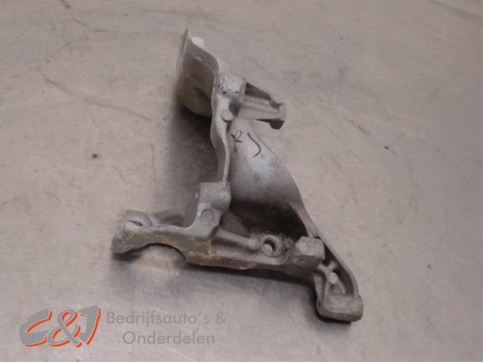 Support moteur d'un Renault Trafic, Renault, -, 3 mois de garantie, Utilisé