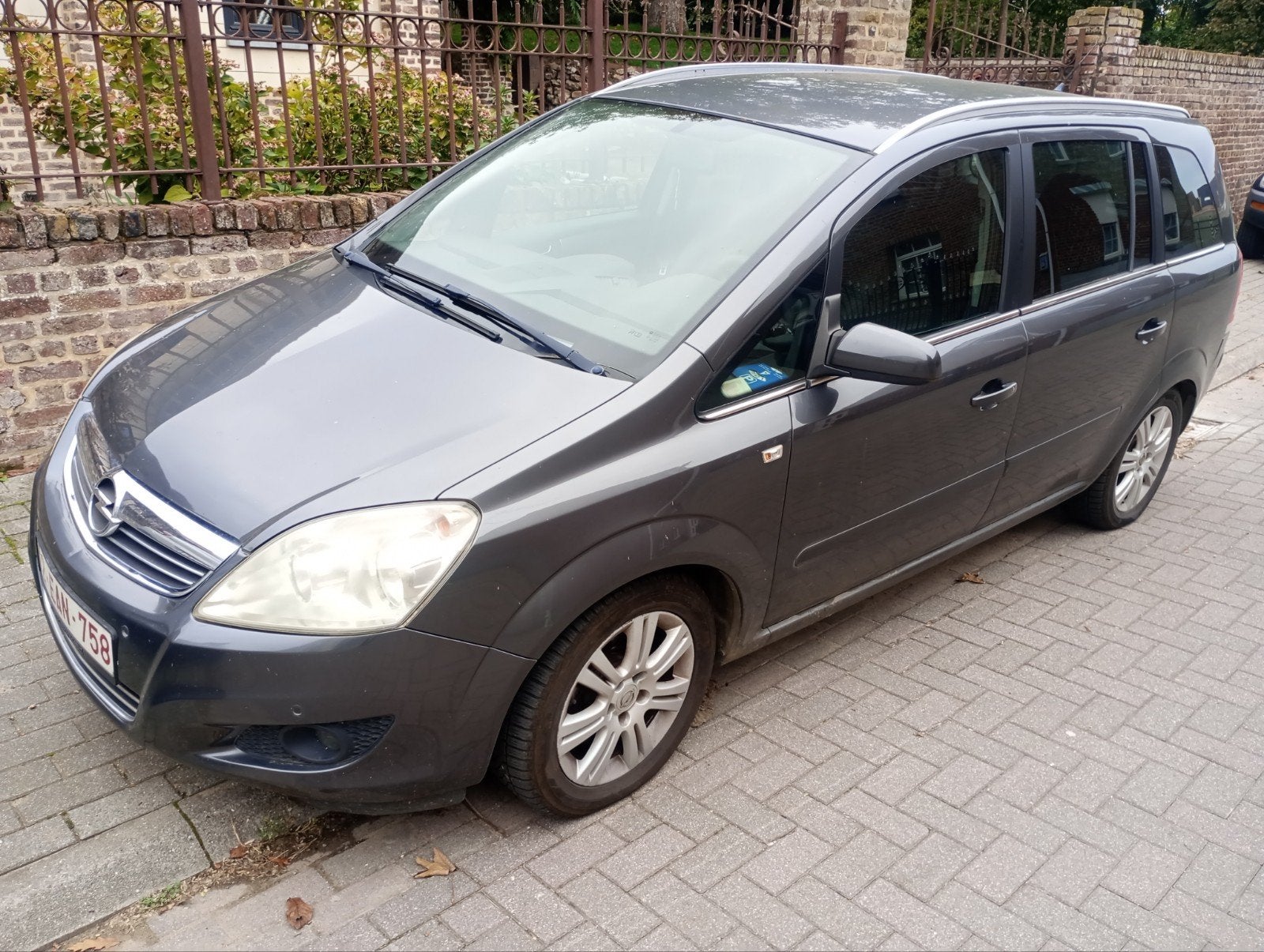 Opel Zafira b, Auto's, Voorwielaandrijving, Zwart, 4 cilinders, Leder en Stof