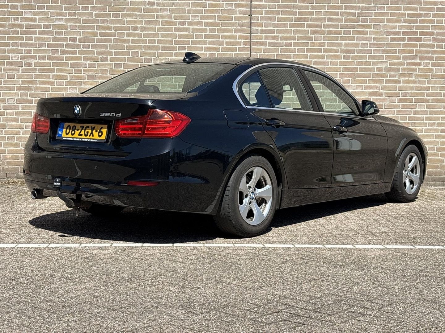 BMW 320 3-serie 320d EfficientDynamics Upgrade Edition | Cli, Auto's, BMW, Zwart, 109 g/km, Zwart, Bedrijf