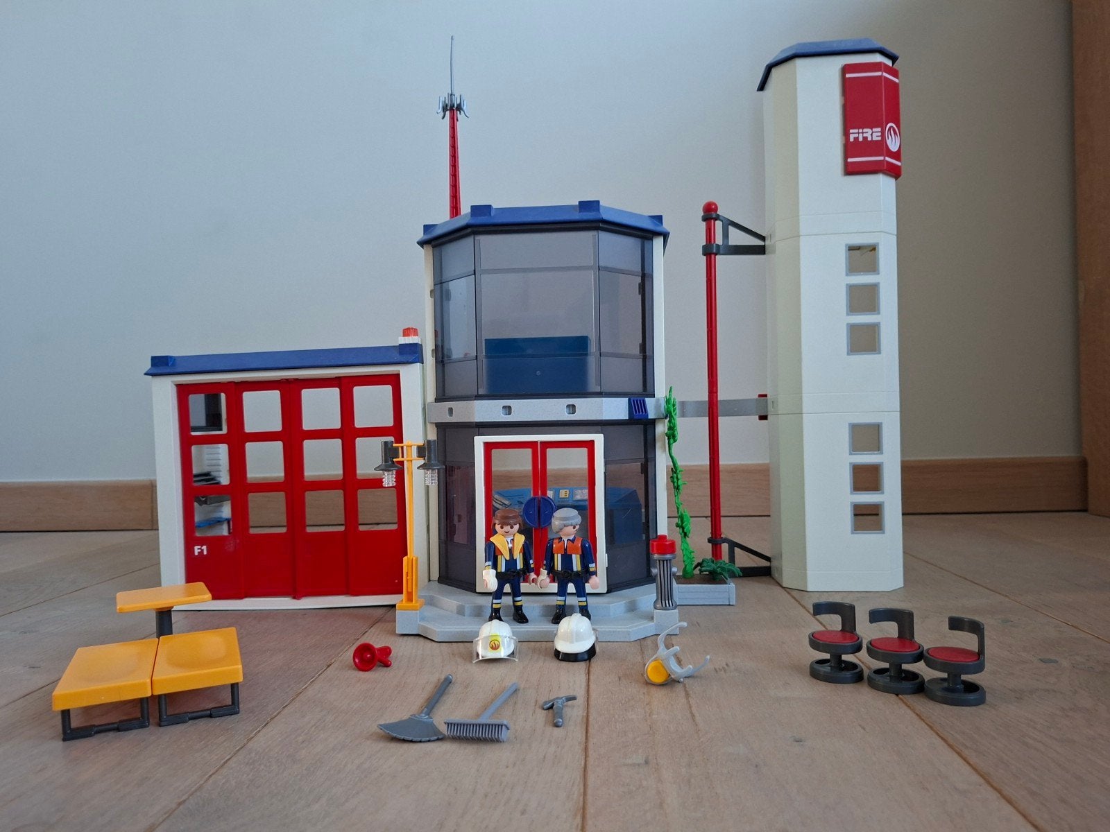 Caserne de pompiers Playmobil, Enfants & Bébés, Enlèvement