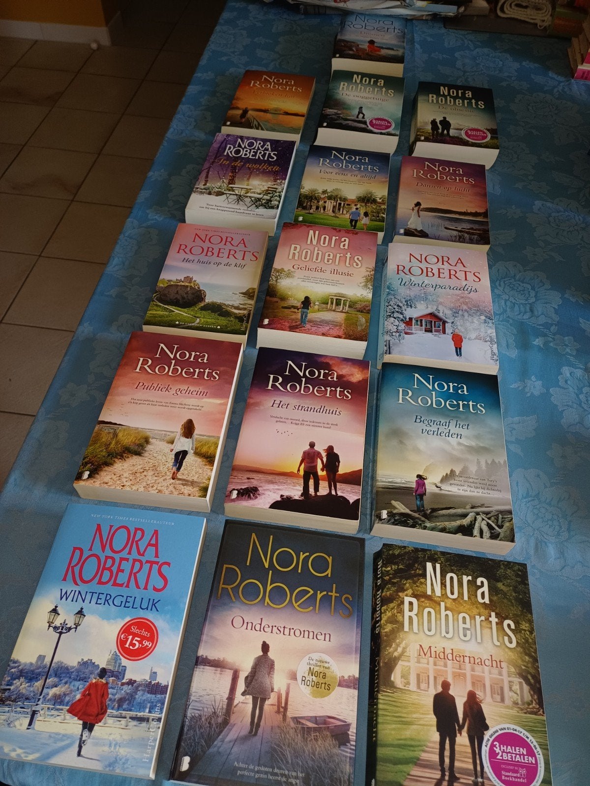 Nora Roberts romans, Boeken, Ophalen