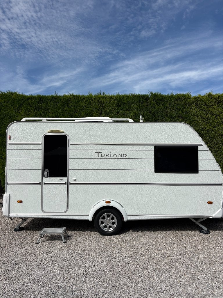 Vend caravane turiano, Tabbert, 2 lits séparés, Particulier, Douche