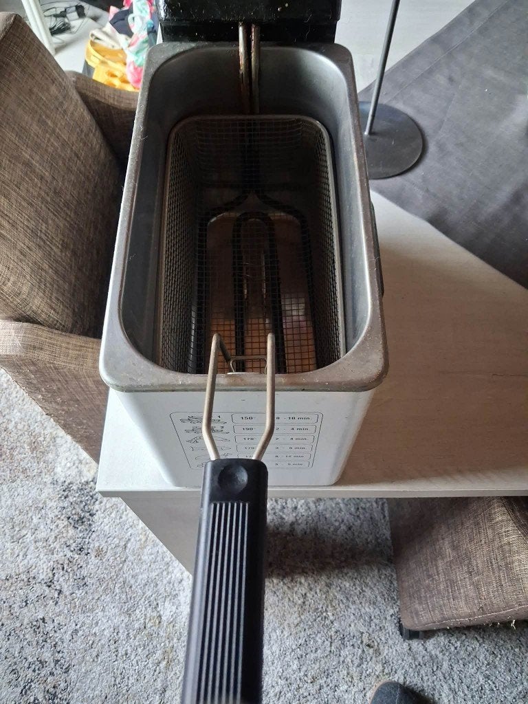 frietpot merk fritel - zelf af te wassen, 3 tot 4 liter, Ophalen, Gebruikt