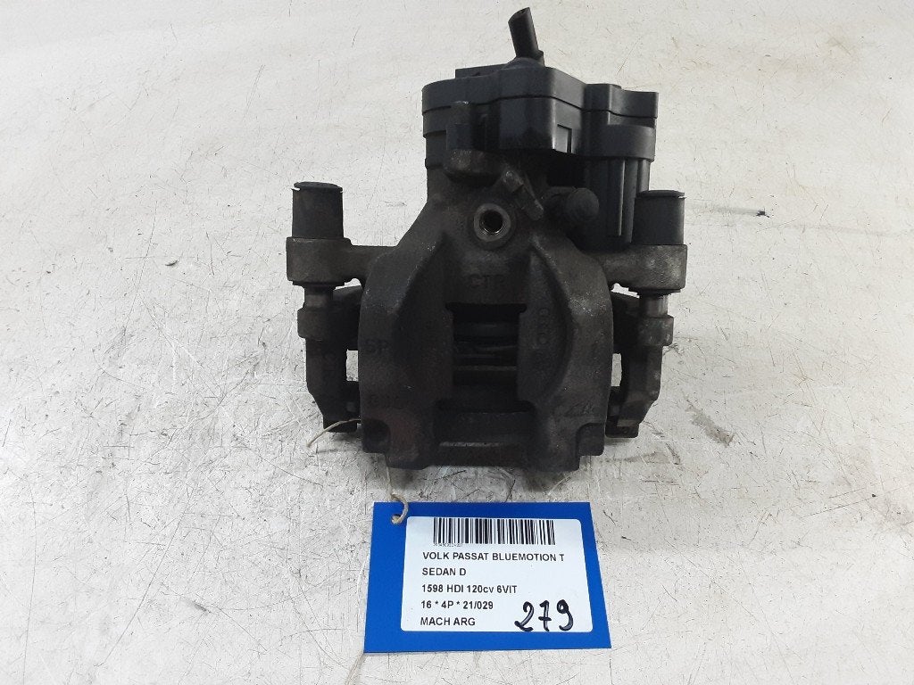 REMKLAUW LINKS ACHTER Volkswagen Passat (3G2), Gebruikt, Volkswagen, Volkswagen AG, Kundenbetreuung@volkswagen.de