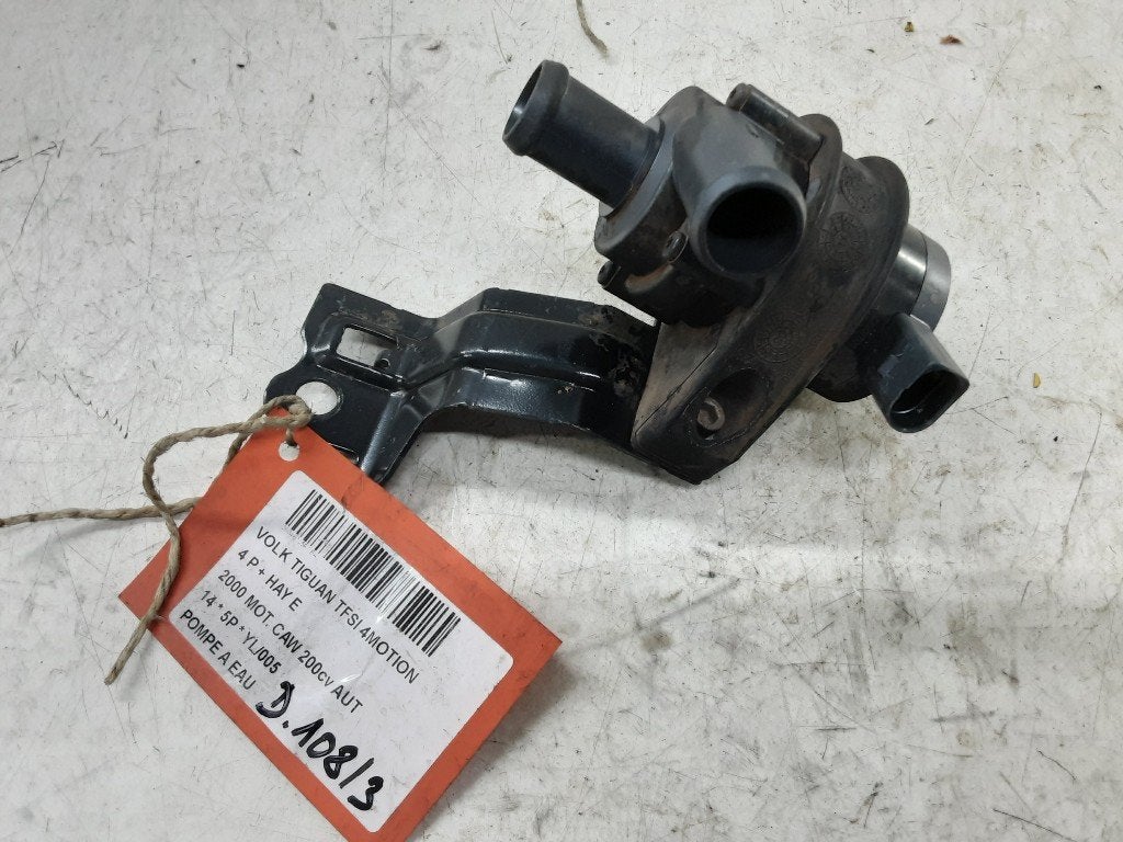 POMPE A EAU Volkswagen Tiguan (5N1 / 2) (1K0965561J), Volkswagen, Mevr. I. Hauben, Utilisé, Rue de l'Espoir 34 34
4030  GRIVEGNÉE, BE