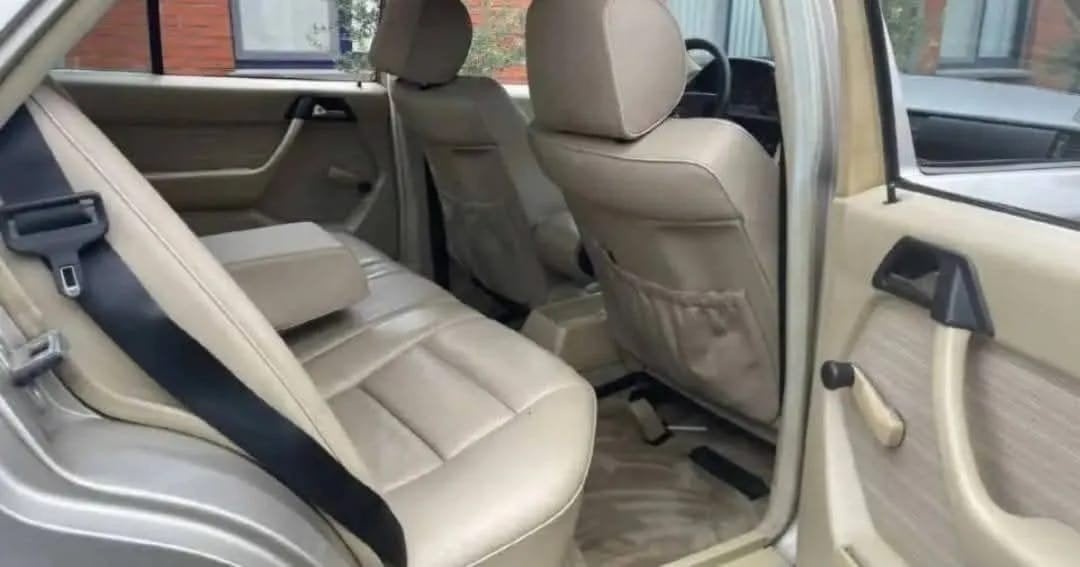 mercedes w124 2.3 benzine automaat, foto 10