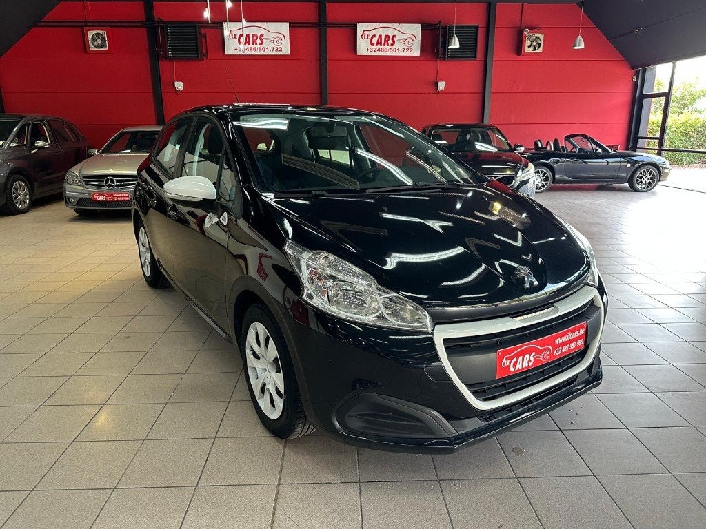 Peugeot 208*1Ste Eigenaar*Euro6*Airco*USB/AUX/BLUETOOTH, Auto's, Stof, Euro 6, 4 cilinders, Zwart