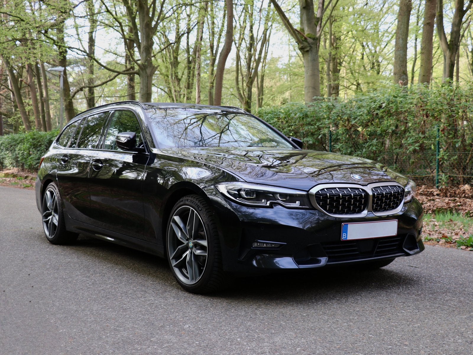 BMW 320i Touring | Trekhaak | CarPlay | Sportline | Topstaat, Auto's, BMW, Automaat, 1998 cc, Achterwielaandrijving, 4 cilinders