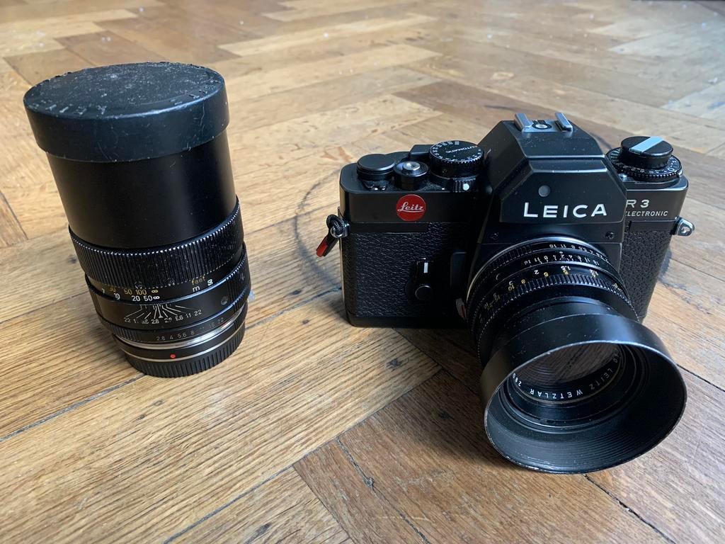Leica R3 + 50mm f2 & 135 f2.8, Audio, Tv en Foto, Fotocamera's Analoog, Ophalen, Zo goed als nieuw, Leica