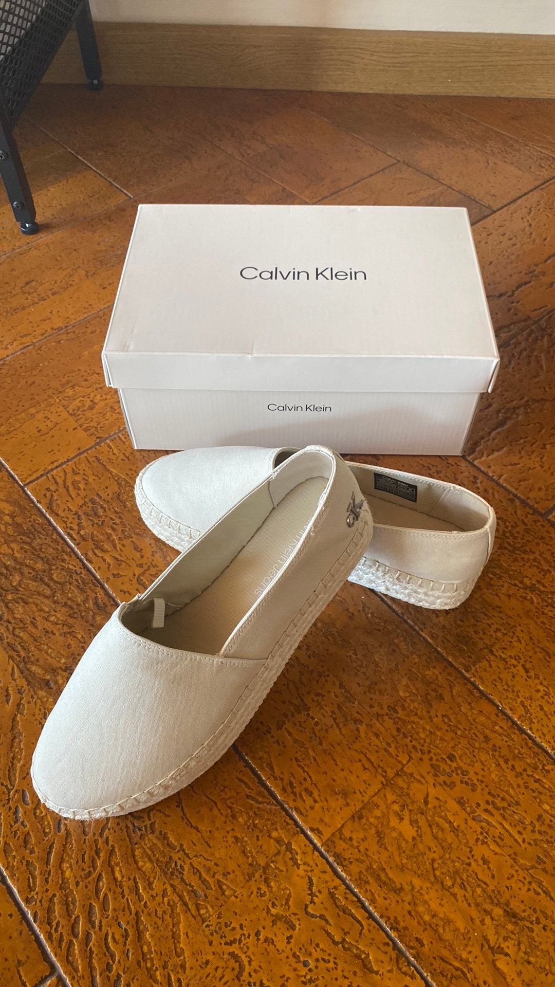 Calvin Klein maat 38, Ophalen of Verzenden, Nieuw, Beige, Schoenen
