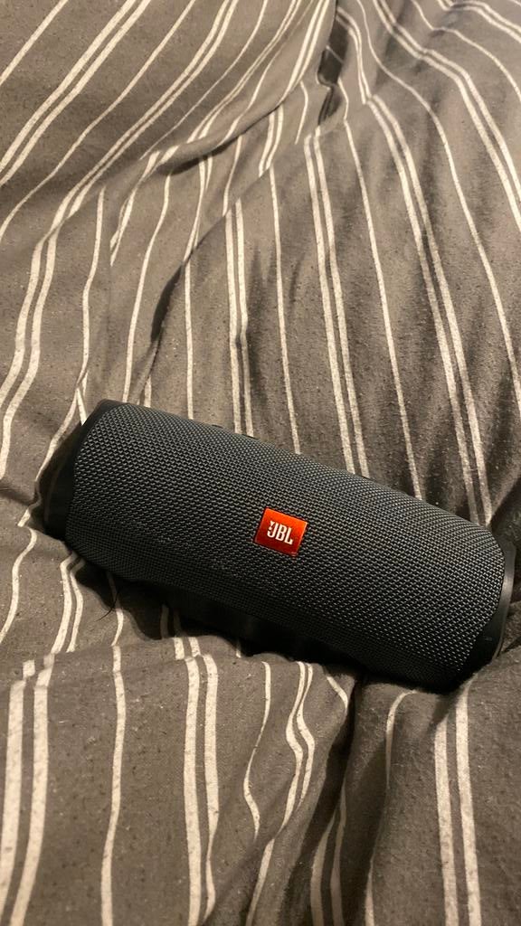 Jbl scharge essential 2, Ophalen, Zo goed als nieuw, JBL