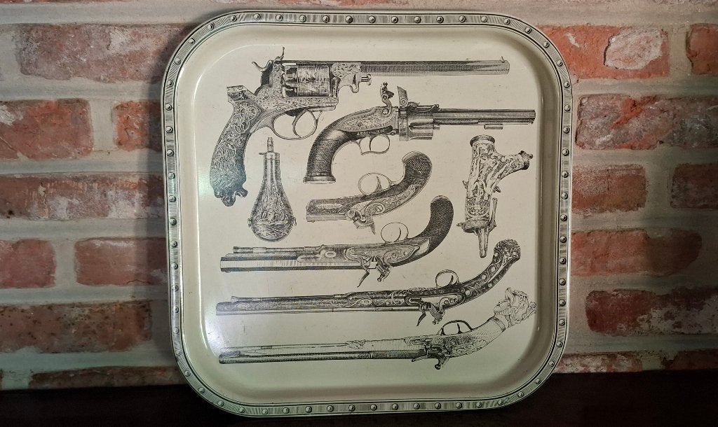 Vintage dienblad Italy - gun tray Piero Fornasetti, Afgeronde hoeken, Vierkant, Ophalen of Verzenden, Zo goed als nieuw