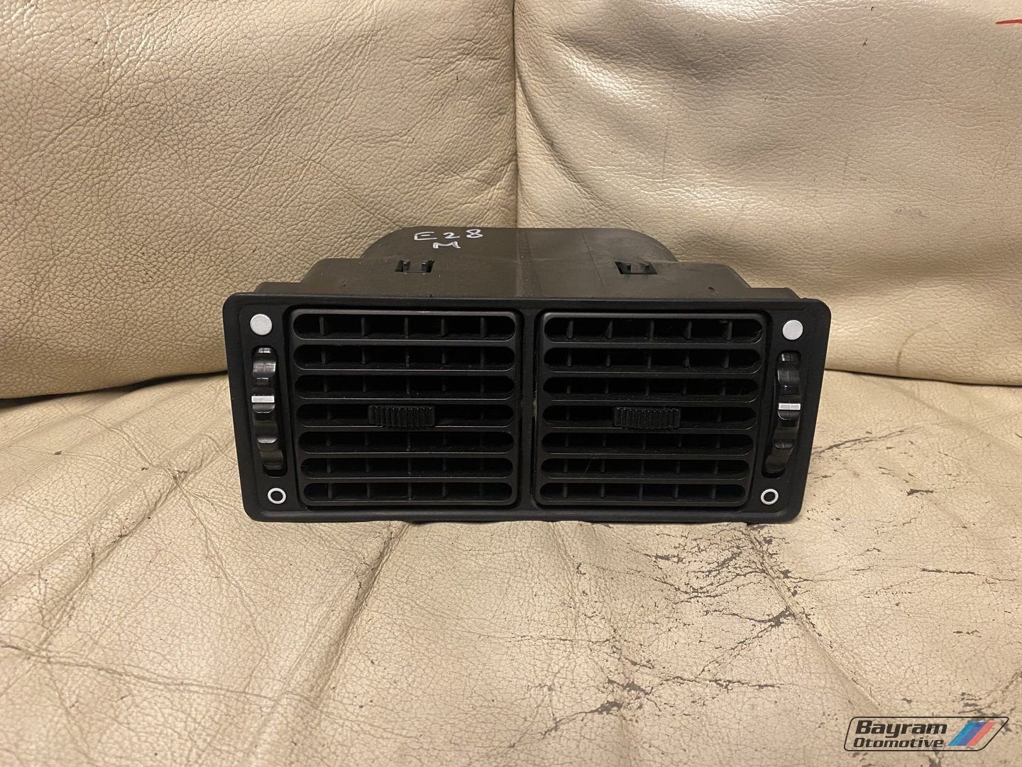 Bmw E28 luchtrooster midden zwart ventilatierooster 5-serie, -, Utilisé, -, Enlèvement ou Envoi