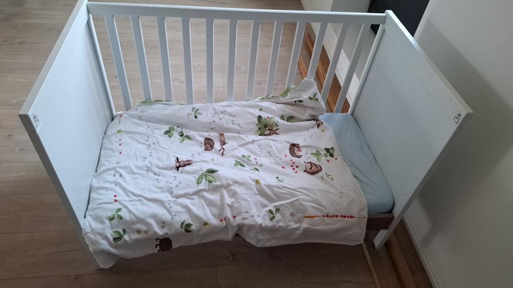 Babybedje/ ledikant, Enlèvement