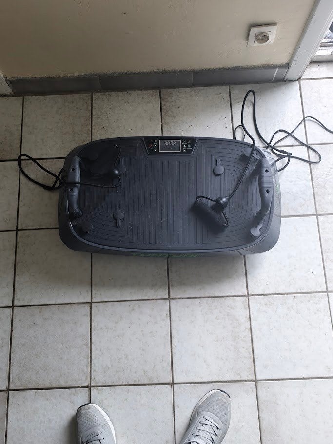 Tunturi V20 Trilplaat, Sport en Fitness, Ophalen, Zo goed als nieuw, Buik, Trilplaat