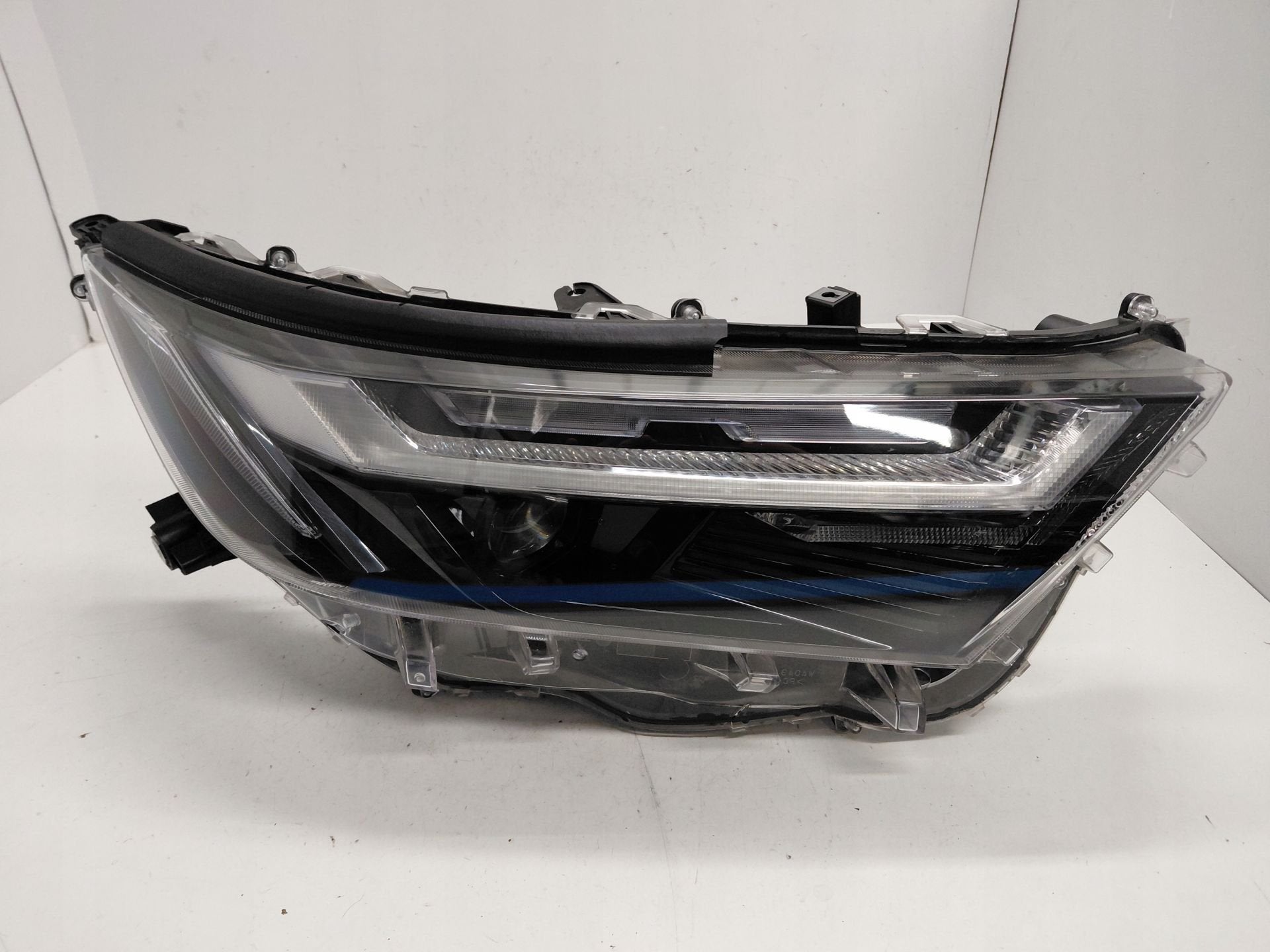 Toyota Rav4 Koplamp 2402060228, Info@toyota.co.jp, Gebruikt, Toyota Motor Corporation, Toyota-Cho 1
471-8571  Toyota City