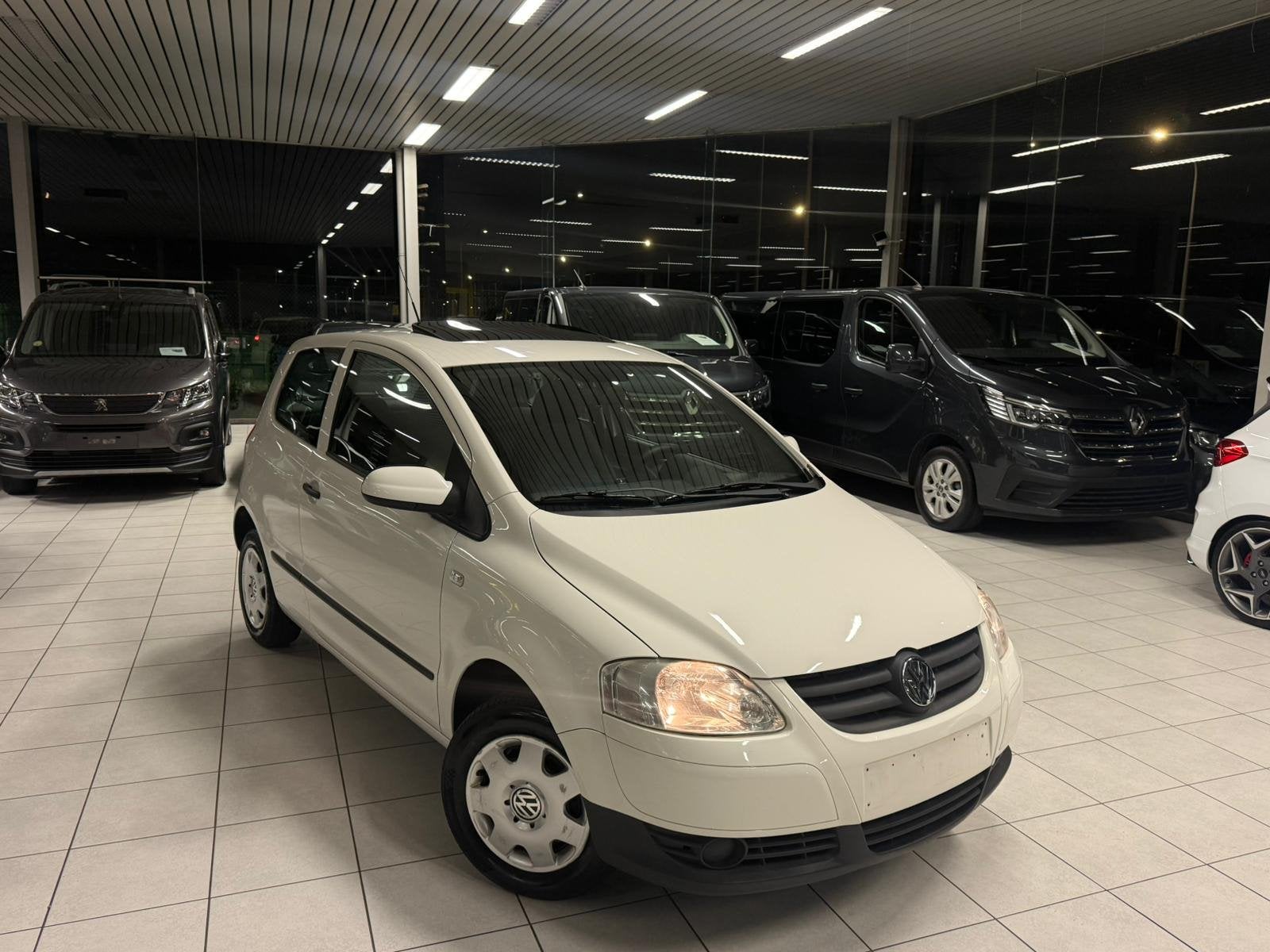 Volkswagen Fox 1.2i Essence 40kW Euro 4 Toit Ouvrant, Autos, 53 ch, Achat, Entreprise, Boîte manuelle