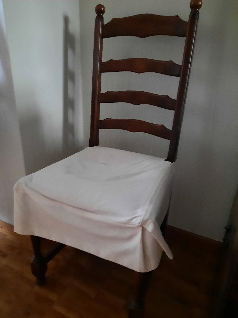 tafel en stoelen, Ophalen, Gebruikt, Rond, Kersenhout